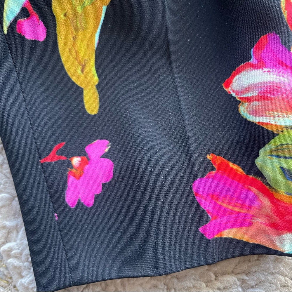 Etro Black Straight Leg Pants with Floral Design - Picture 8 of 8
